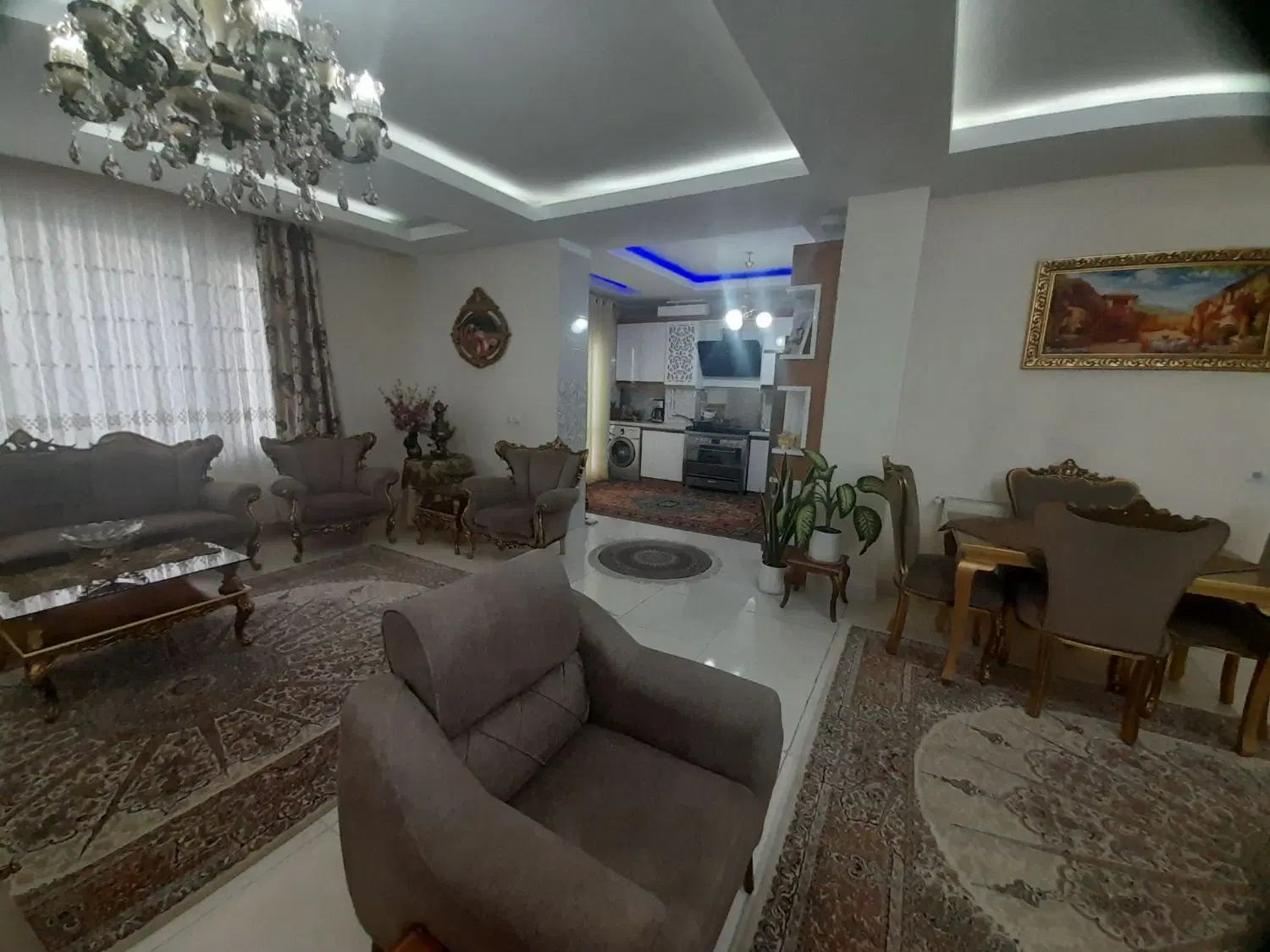 اپارتمان ۱۵۰ متری شهرک دانش رهن کامل