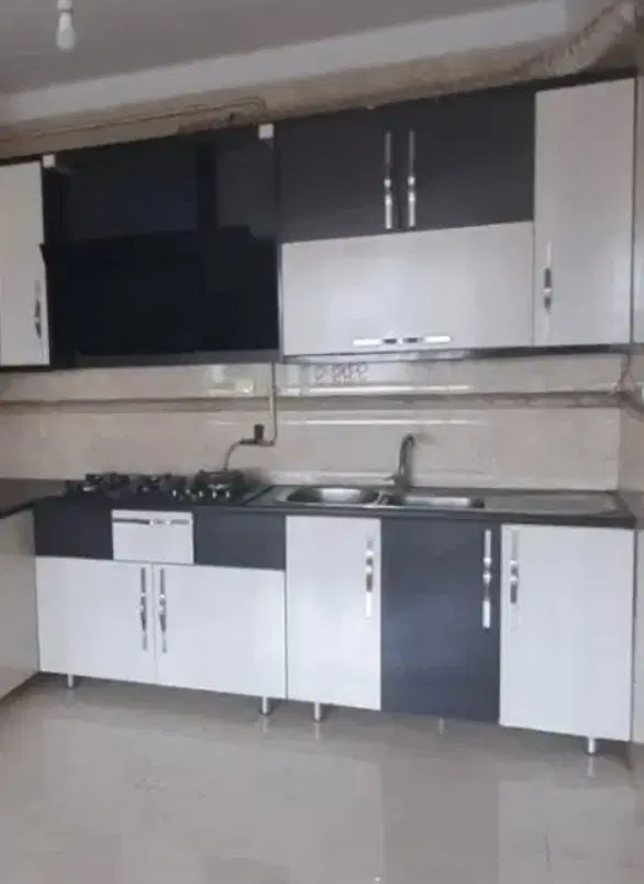 واحد ۸۰ متری مدرس