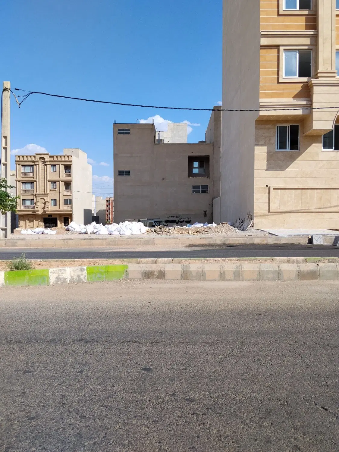 زمین مسکونی موقعیت تجاری