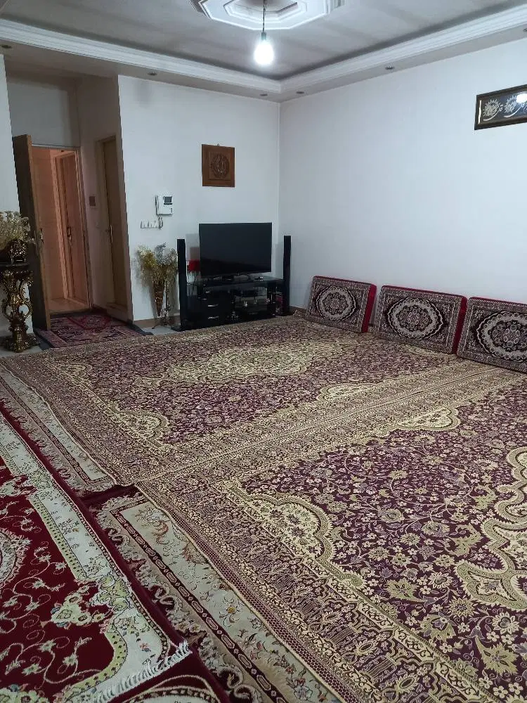 آپارتمان غرق نور ۷۸ متری در صفائیه