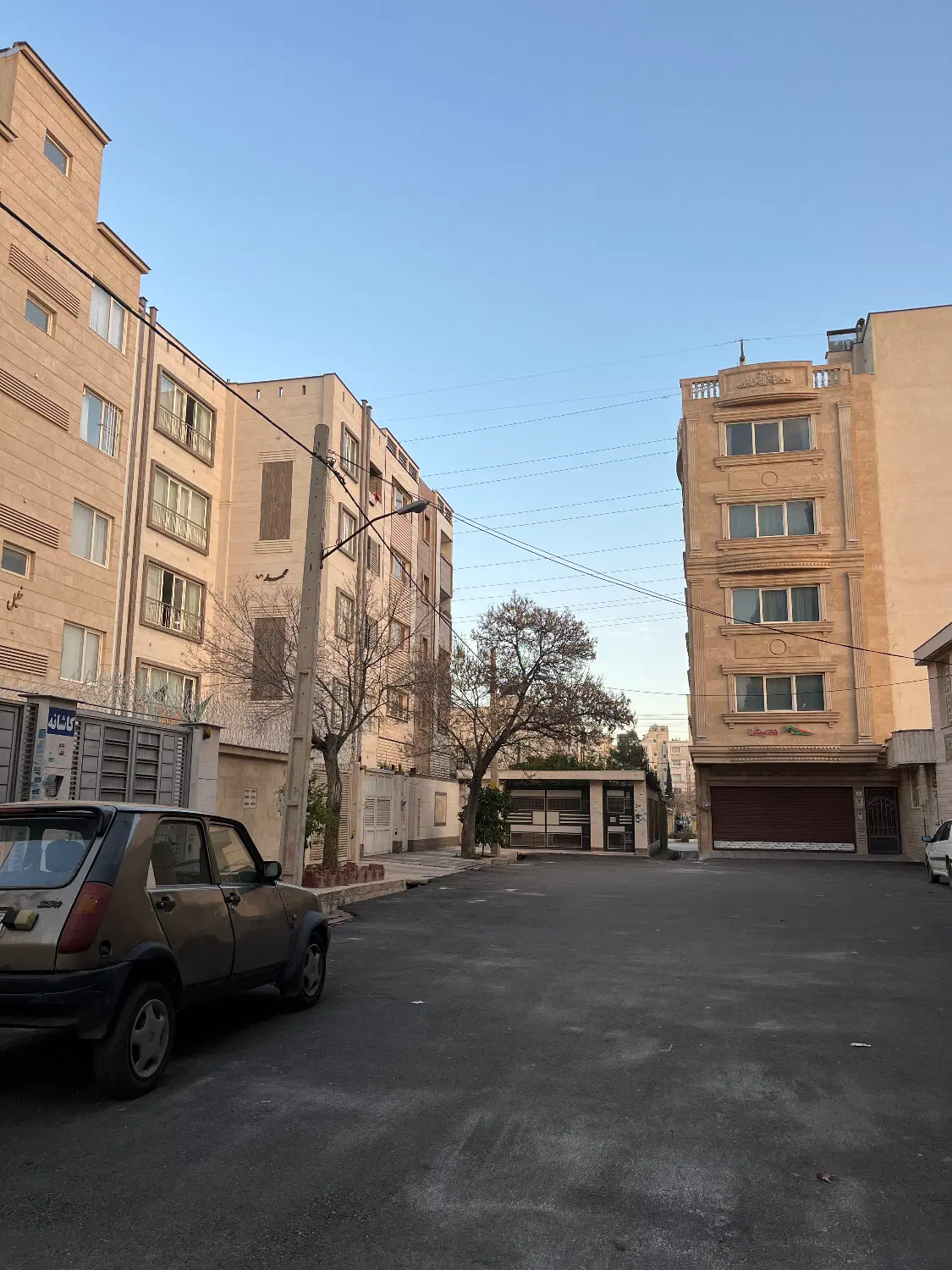 آپارتمان دو خواب در سفیر شمالی پلاک دوم خیابان