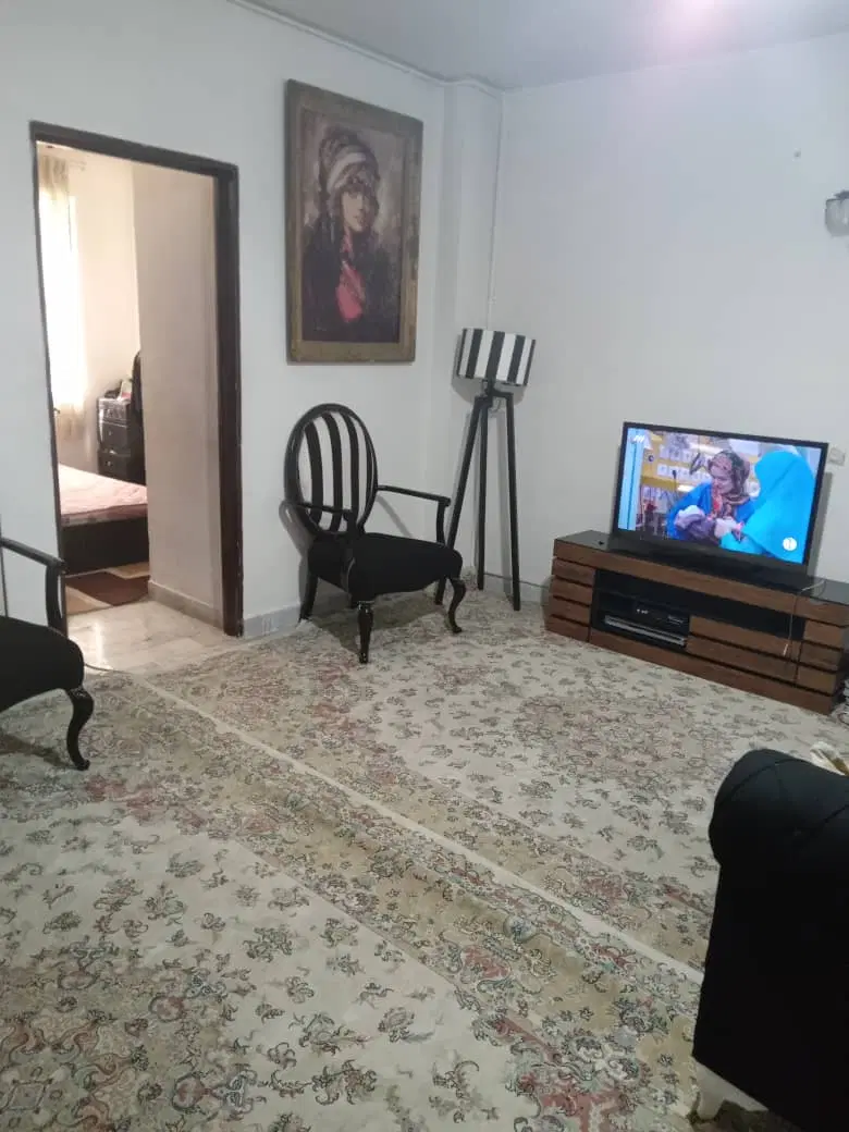 فروش واحد۵۶ متر طبقه اول ۲خواب شهر قدس شهرک ابریشم