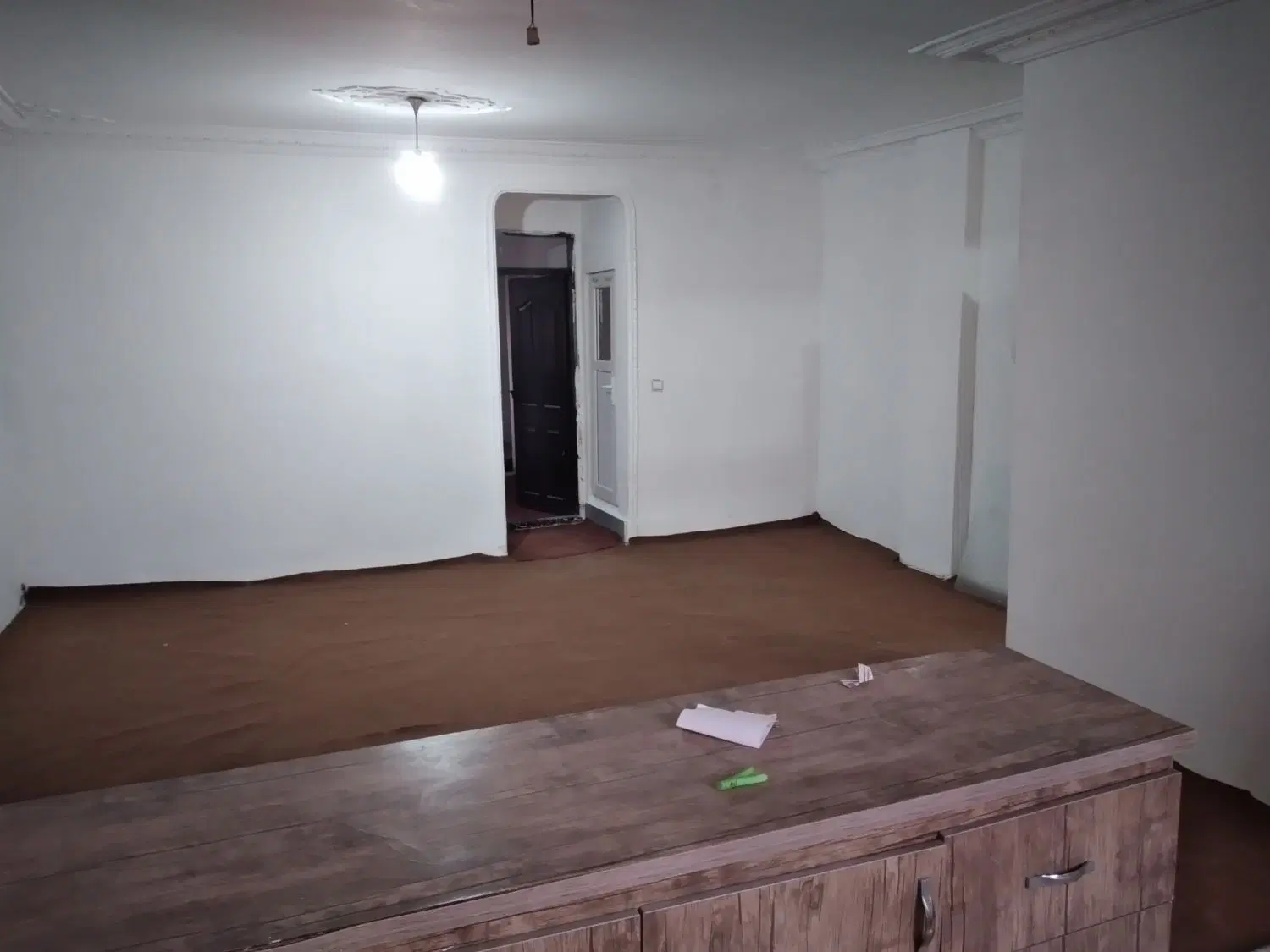 حیاط اجاره ای درخ علیزاده