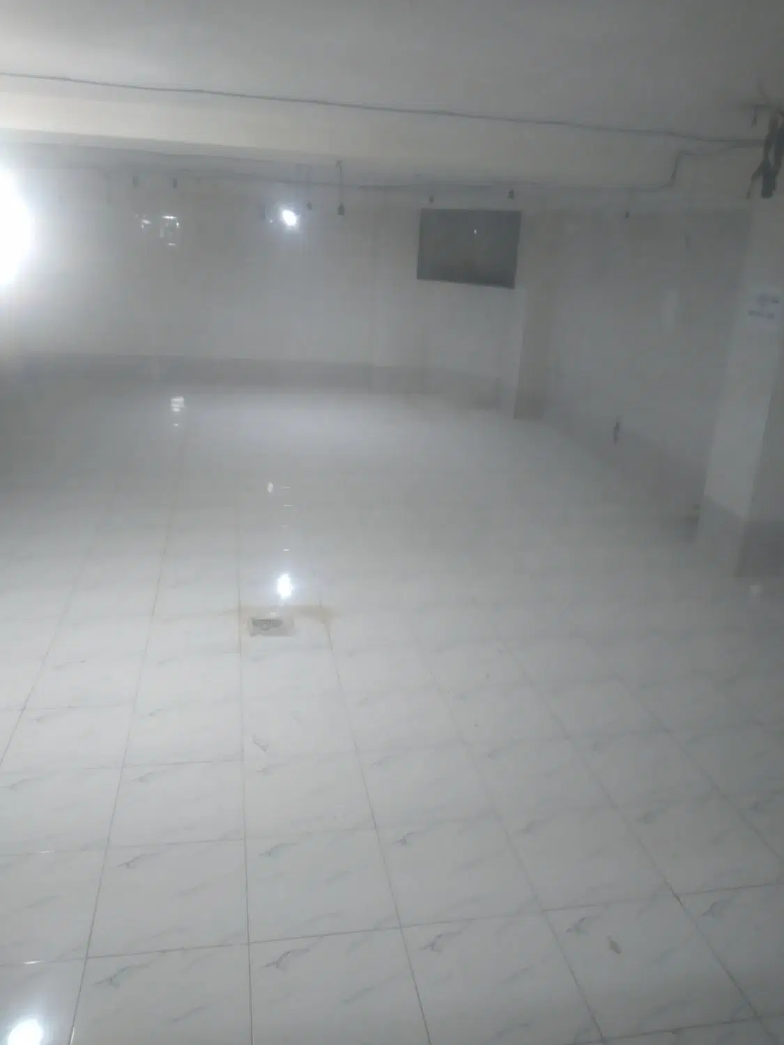مغازه ۳۸متری خرمدشت ۱۶متری سعدی بغل نبش بوستان
