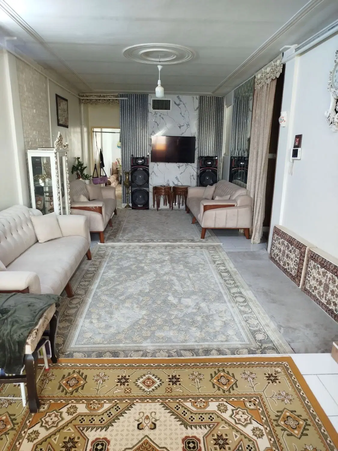 ۸۶ متر طبقه ۳ کوی پزشکان