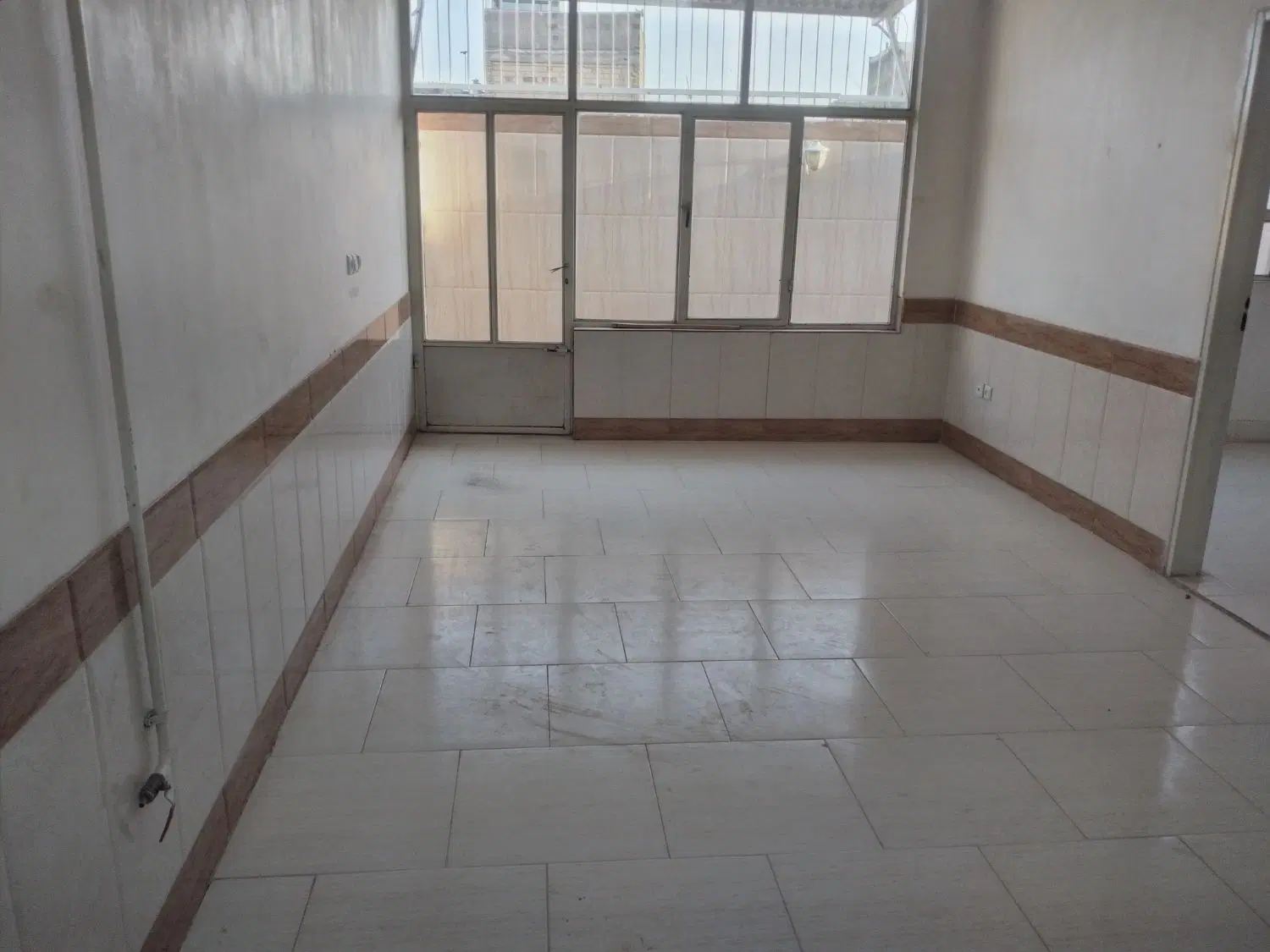 اجاره یک باب منزل مسکونی
