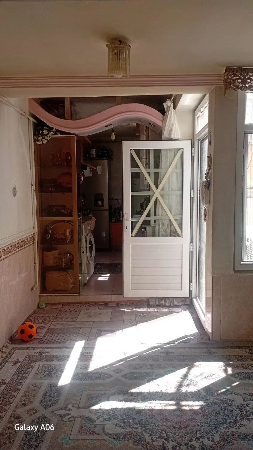 خانه 70 متری ۲ طبقه حصار امام
