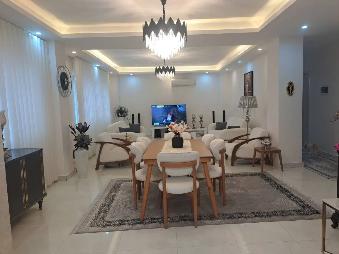 آپارتمان پشت بیمارستان پارس