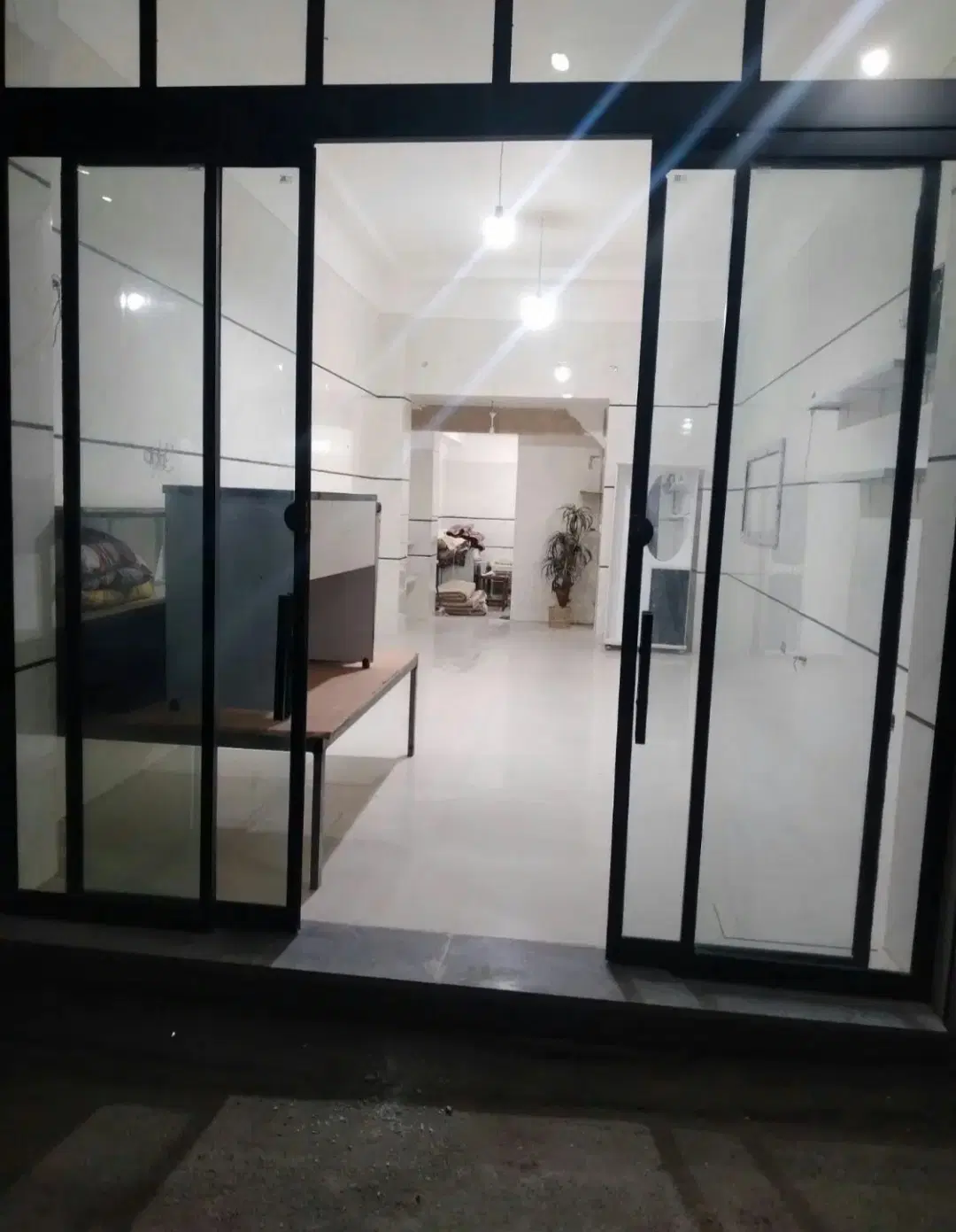 دو عدد مغازه