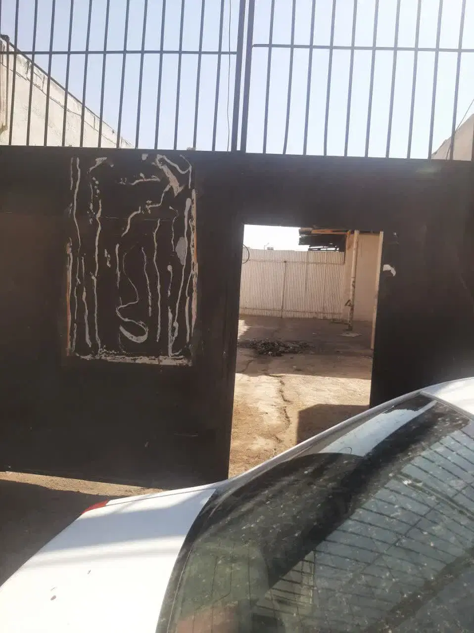 اجاره کارگاه ۶۰۰متری (یا دو قسمت ۳۰۰ متری جداگانه)