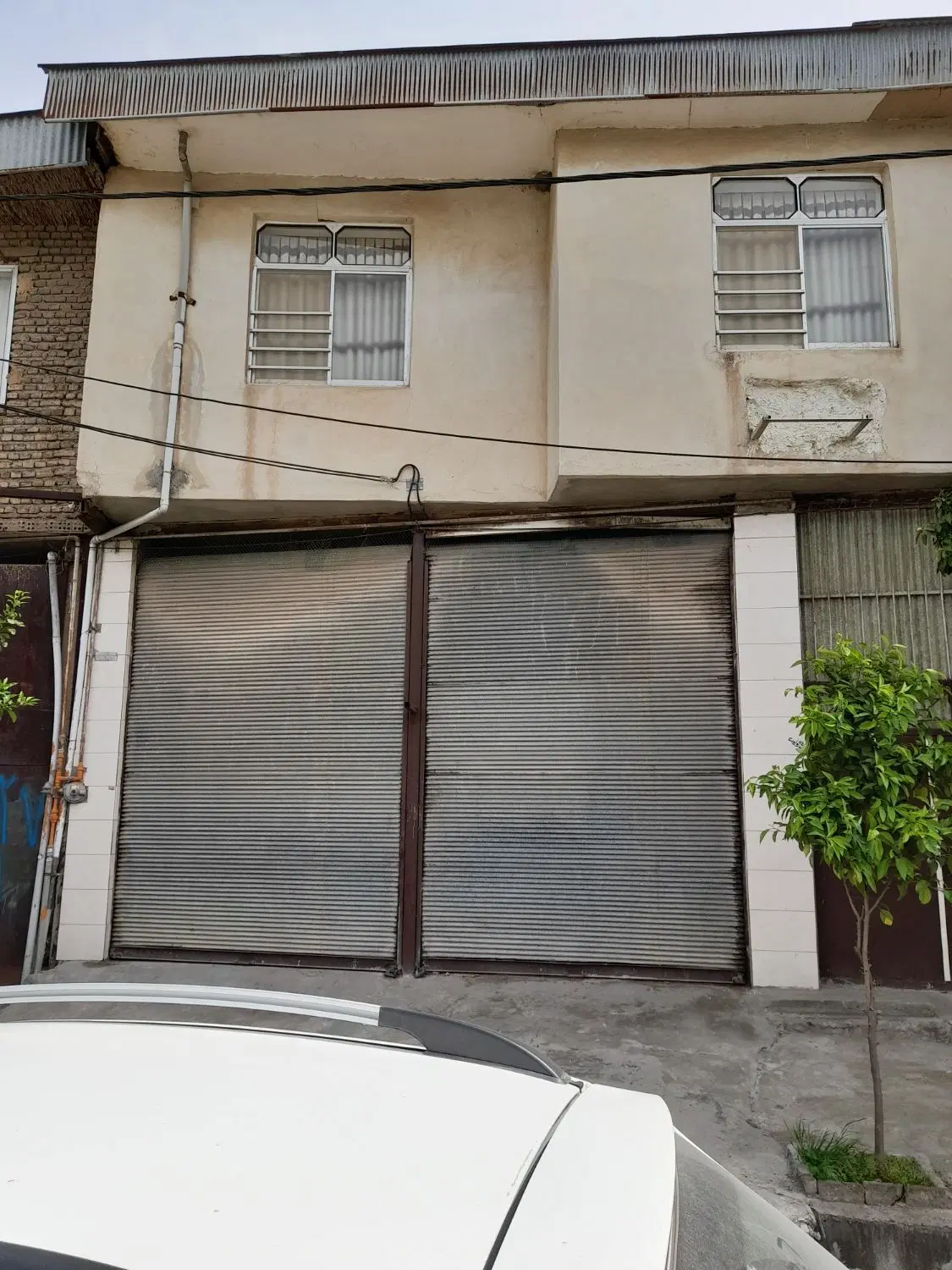 فروش مسکونی وتجاری
