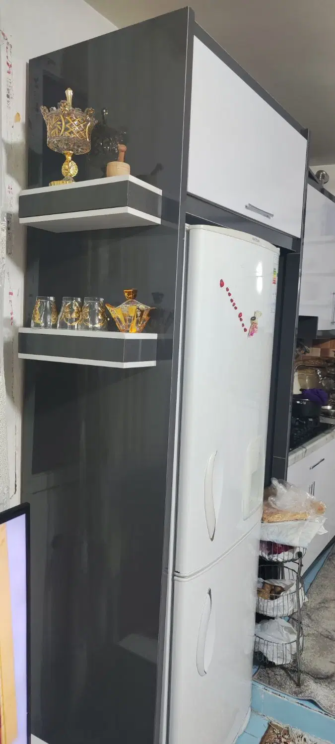 واحد ۶۳ متری مجتمع ترنج