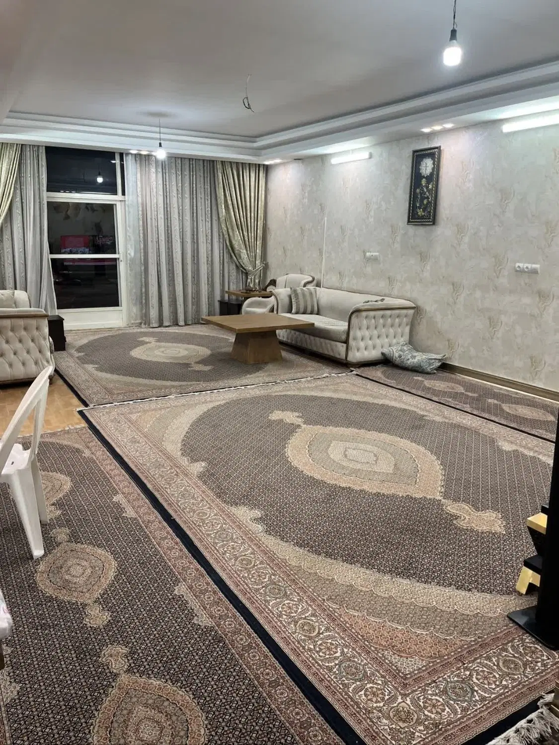 خانه مسکونی ویلایی درب حیاط اصفهان جی ابرالله اکبر