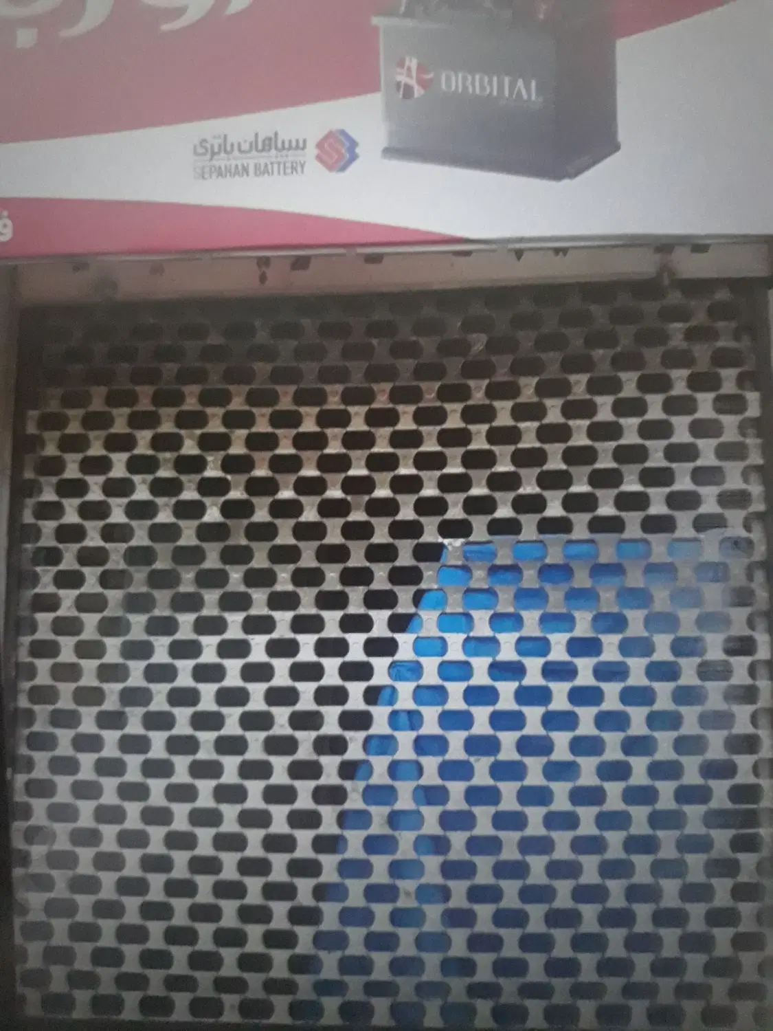 مغازه بر خیابان اصلی حدودا ۳۰ متری