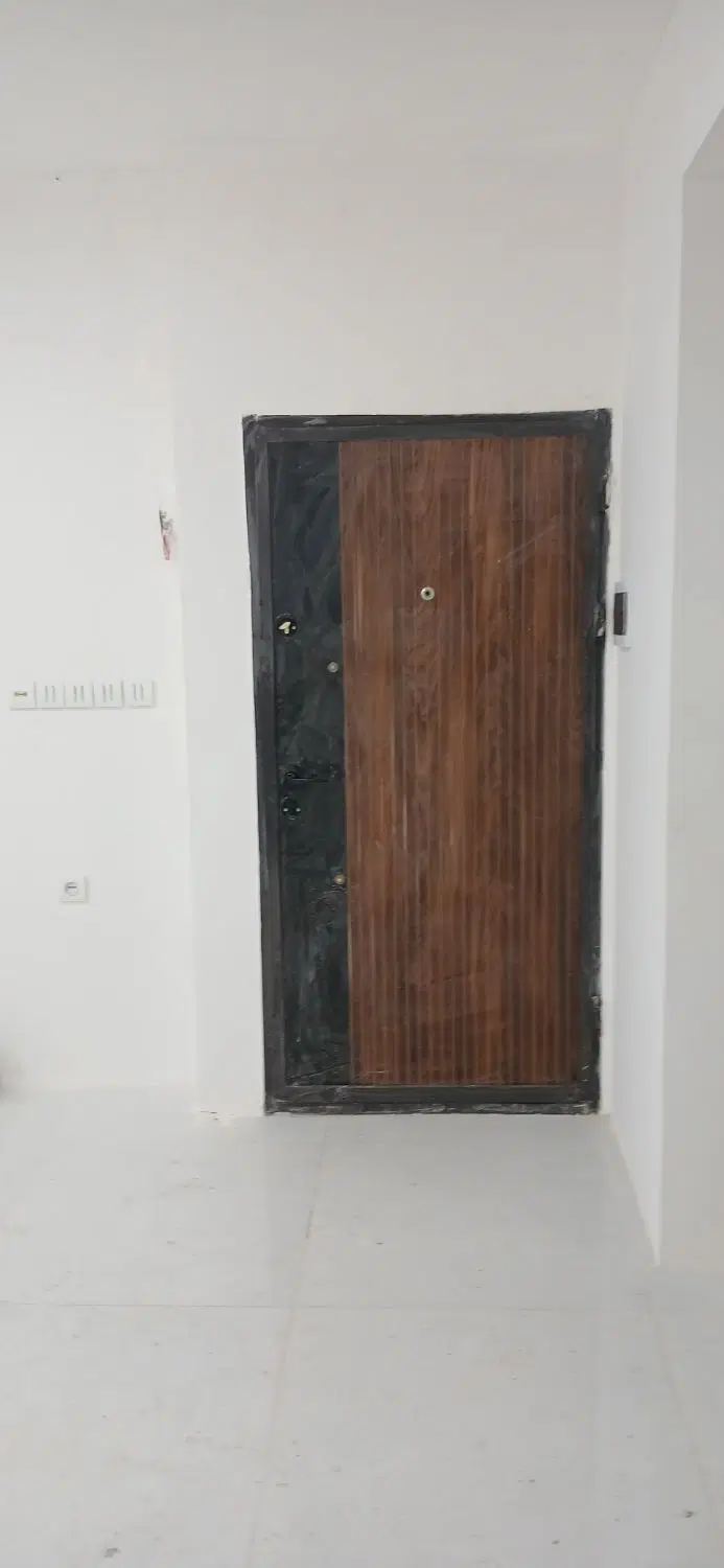 آپارتمان ۱۳۵ متری ۲خواب پارکینگ آسانسورشکری توس ۳۹