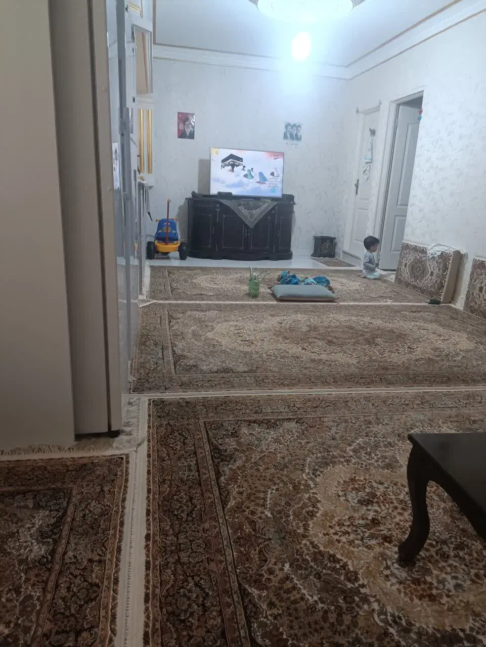 تک واحدی ،طبقه دوم
