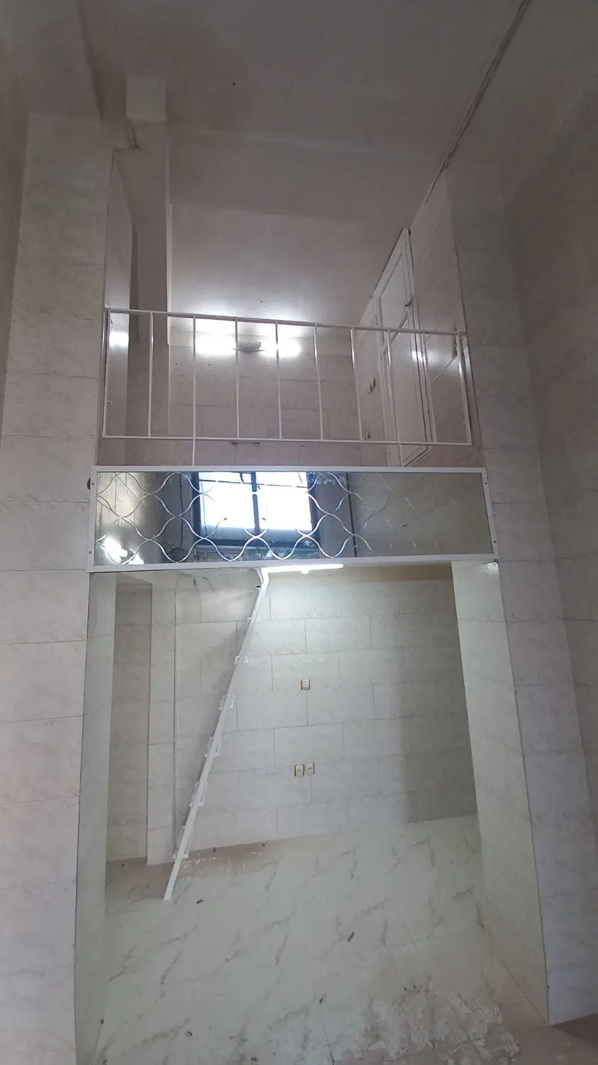 مغازه ۲۳ متری وایین