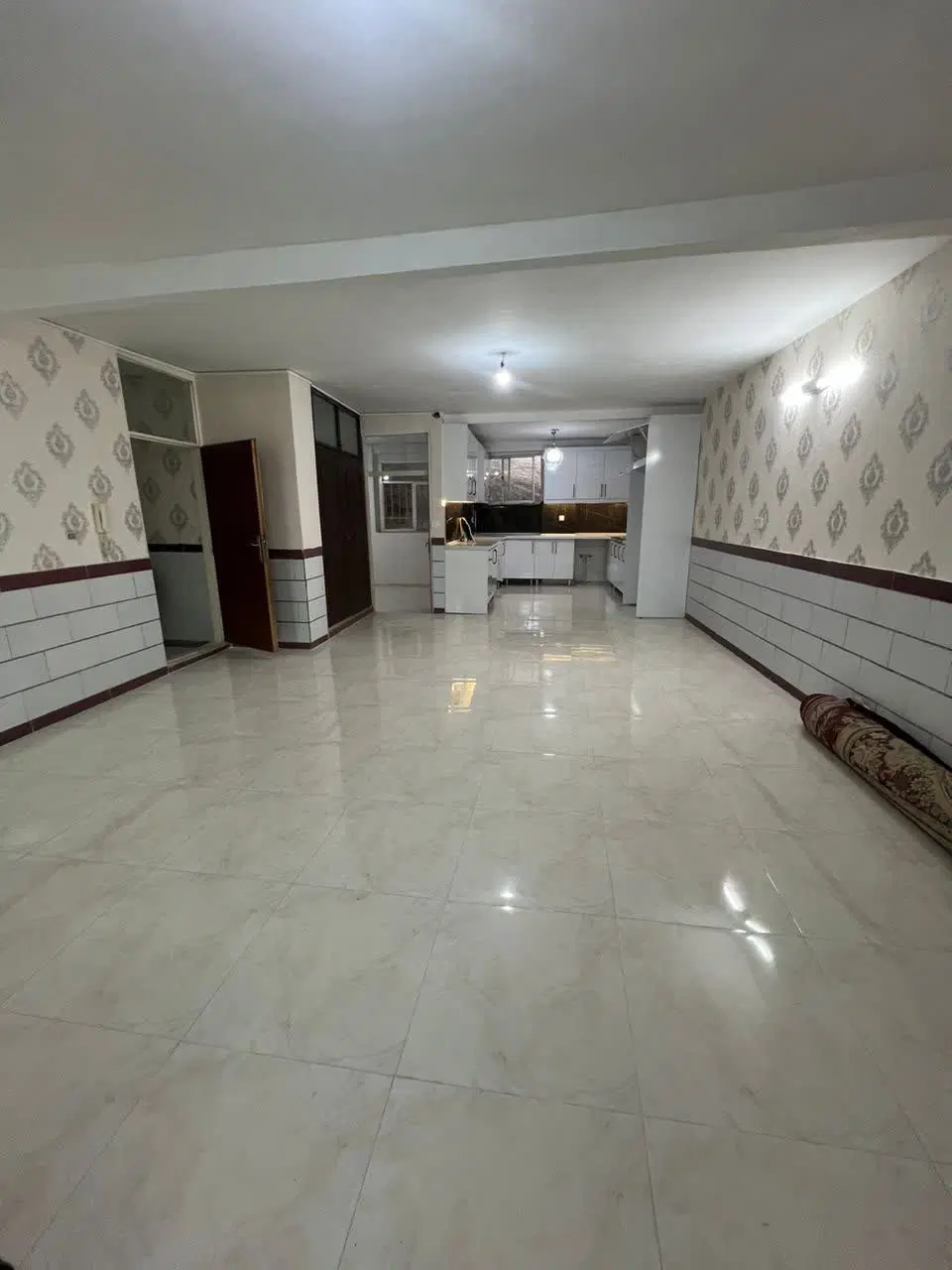 اجاره آپارتمان کرهرود