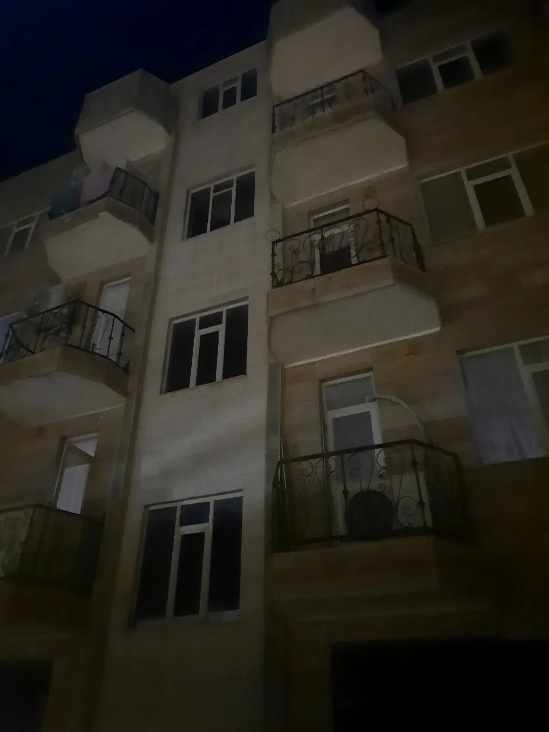 واحد ۸۰ متری دوخواب قیام جنوبی