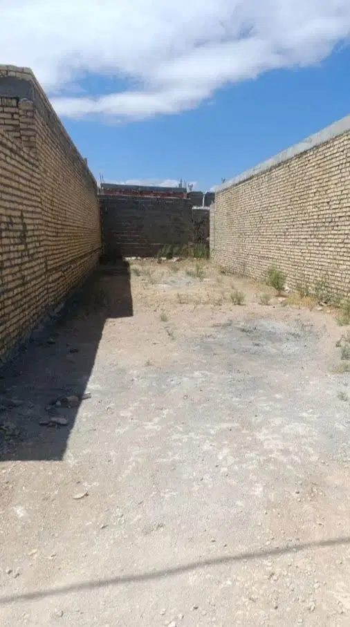 زمین چهار دیواری در گلسار