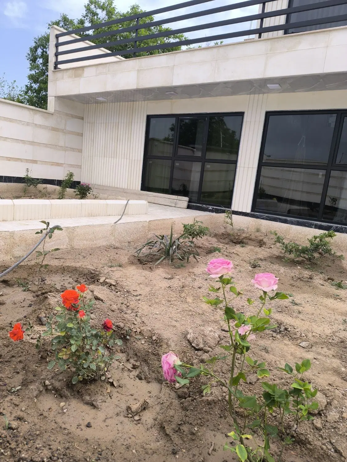 ویلایی نوساخت لاکچری ۳۴۲متر نورین