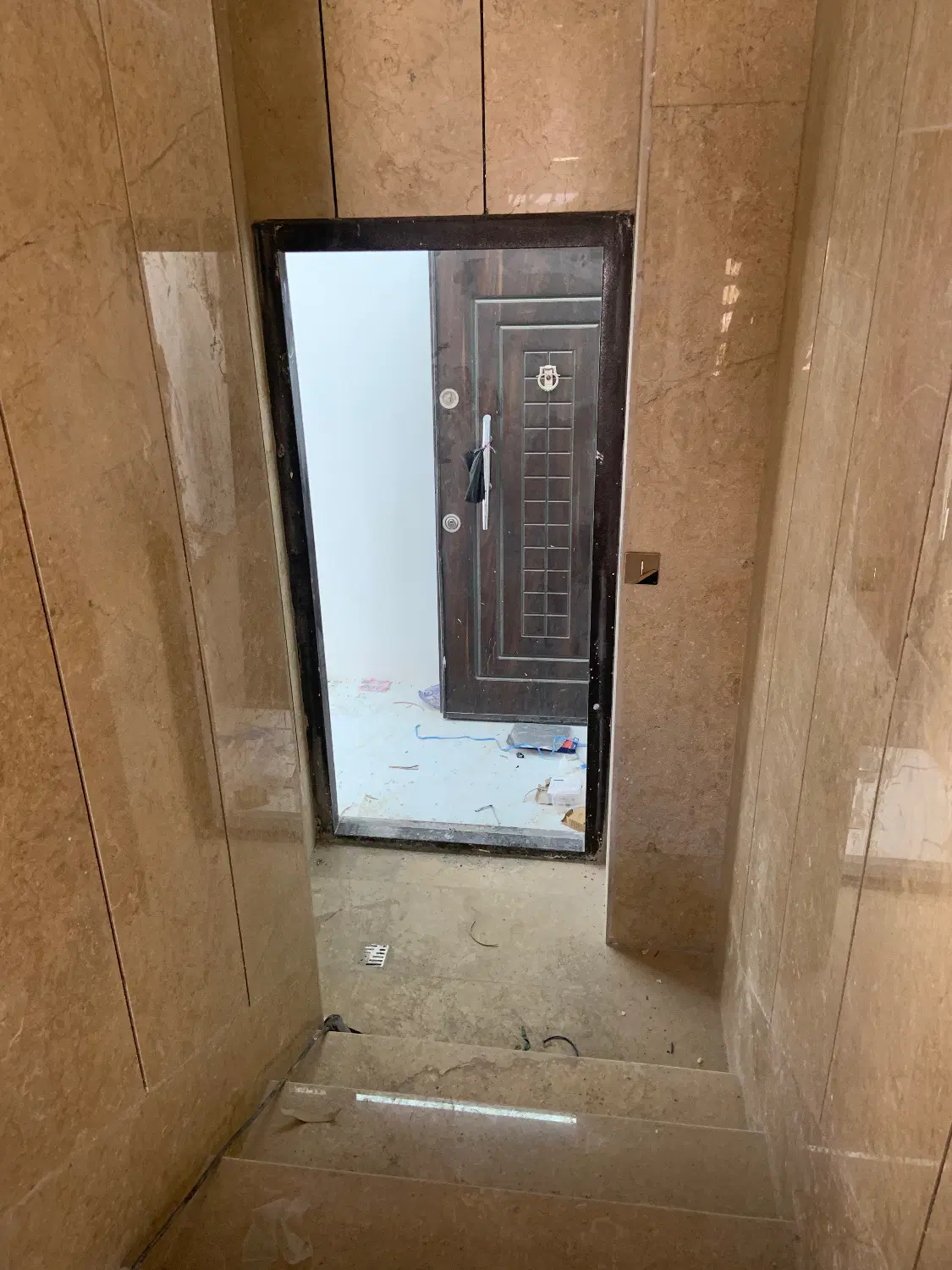 فایل خوش‌قیمت منطقه _ ۷۰ متر نوساز و شیک