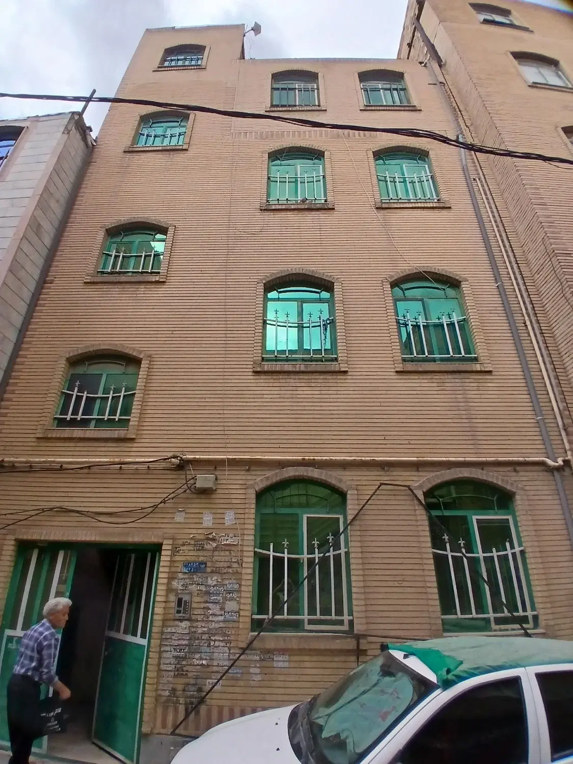 اپارتمان ۸۰متر ۲خواب