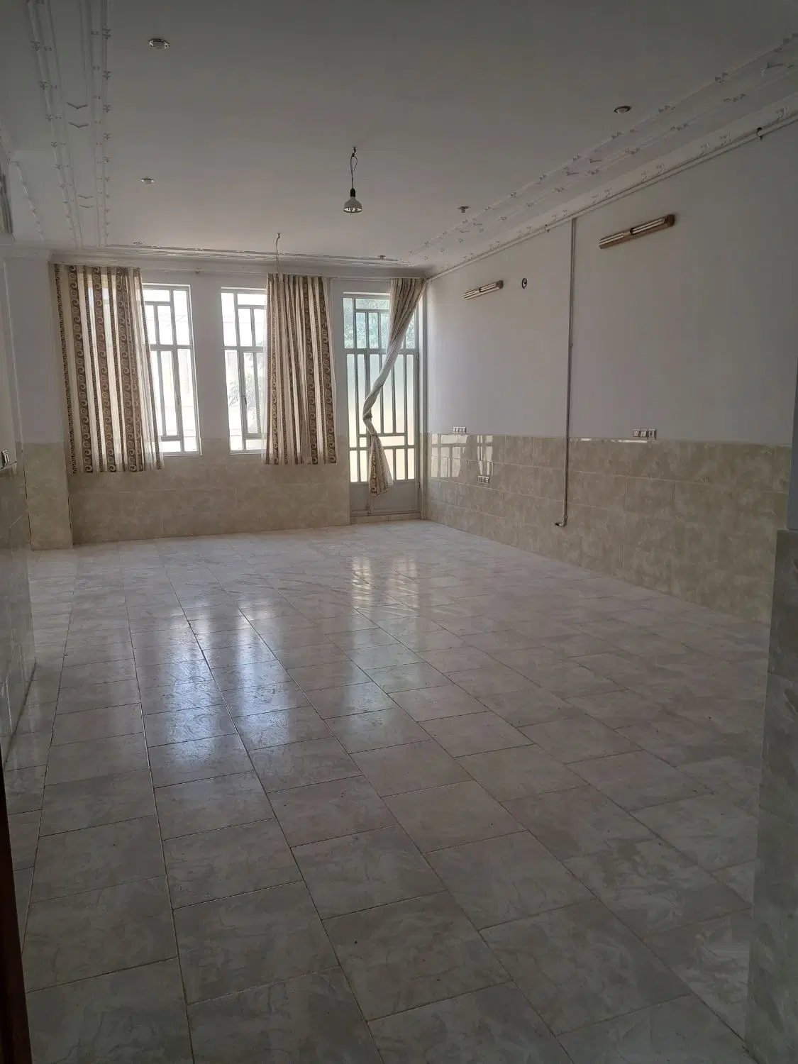 رهن و اجاره منزل مسکونی