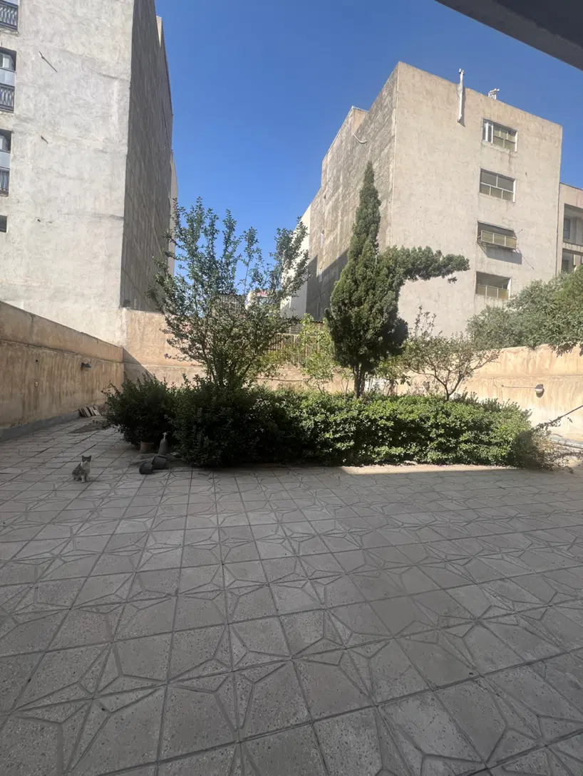 ۸۳متری گلشهر