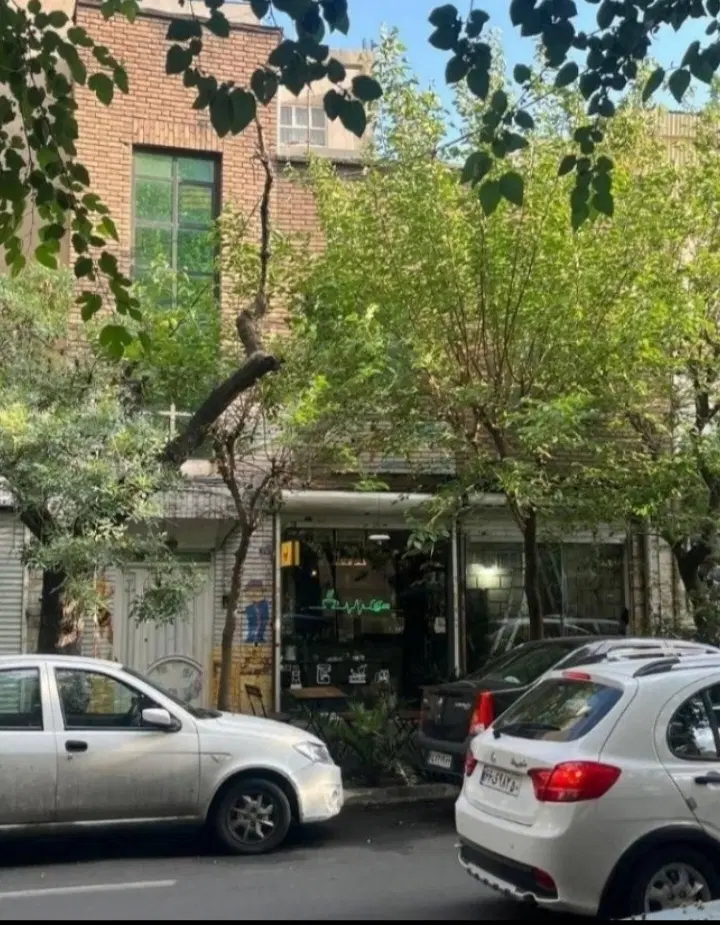 اجاره ۹۴ متری برخیابان فروزش