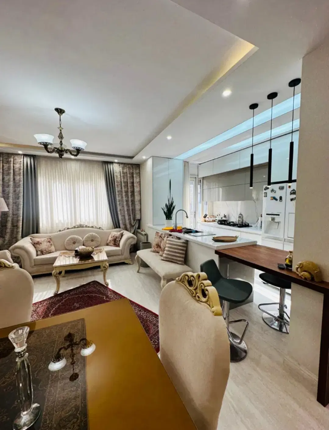 شاهکار مهندسی_۱۴۰ متر شخصی ساز_بالکن اختصاصی
