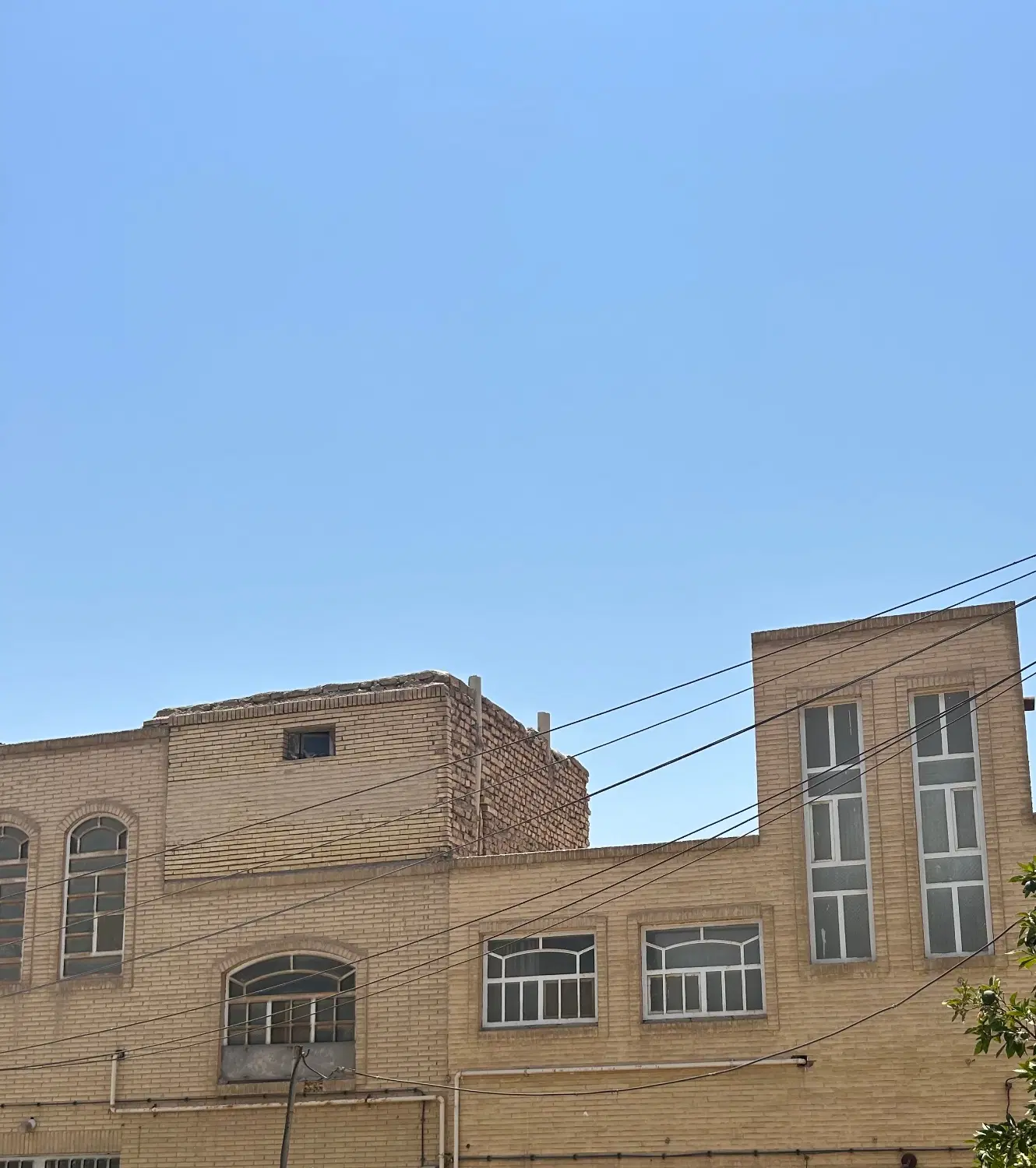 مغازه بلوار مدرس