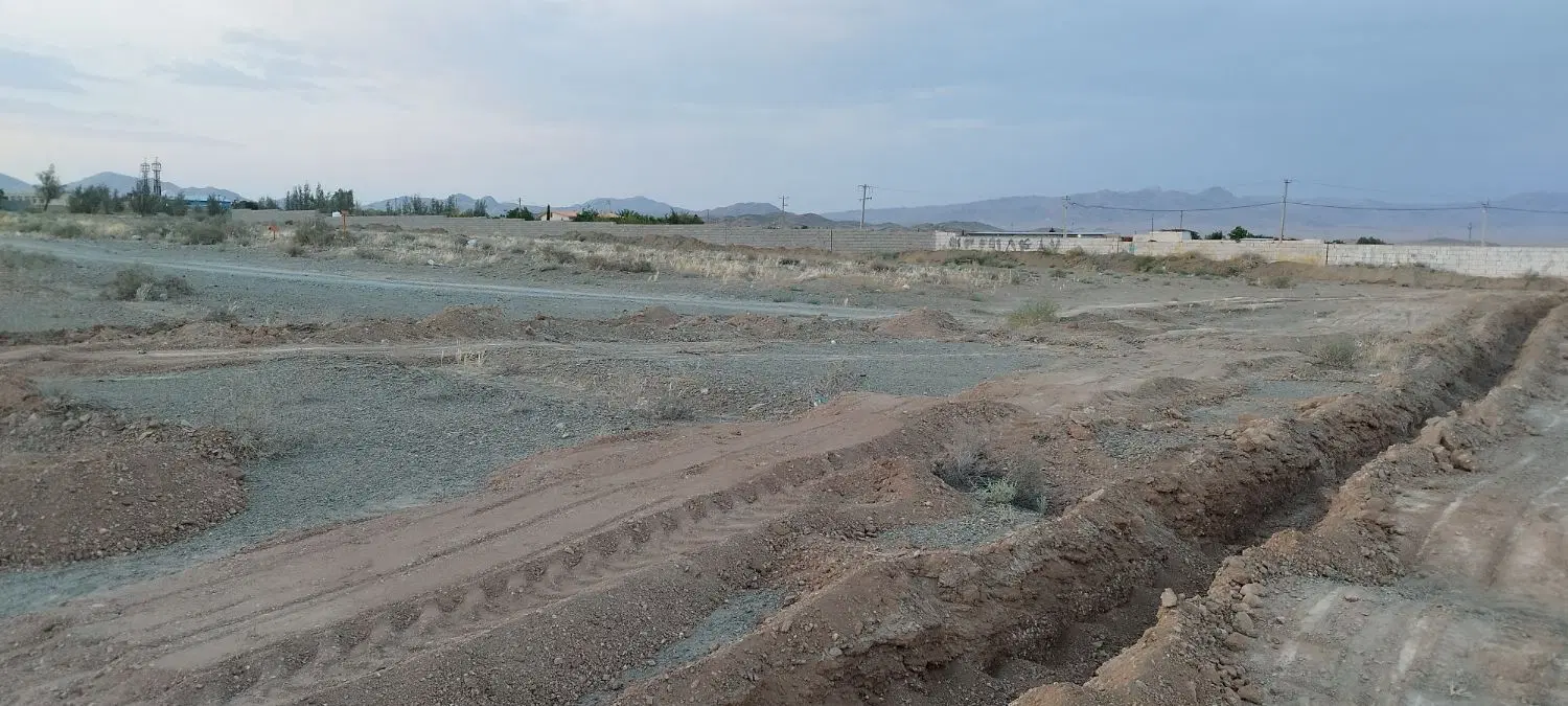 800 متر زمین تجاری در روستای باغات