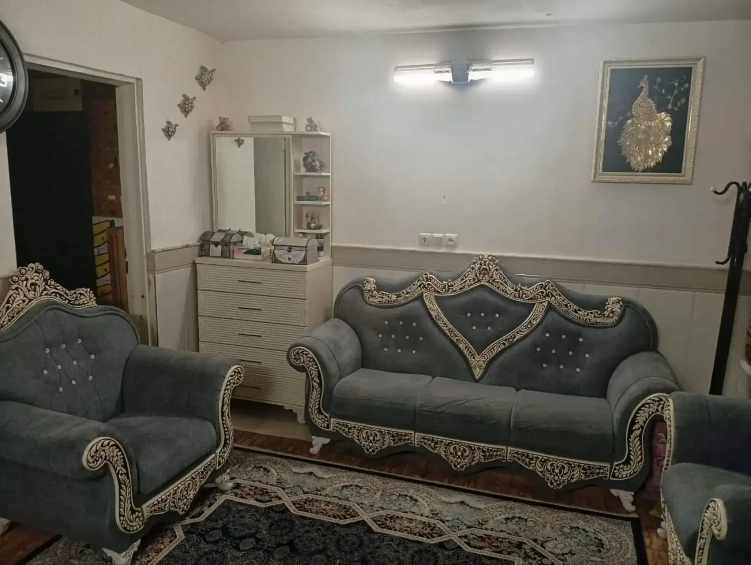 زیر زمین دربست