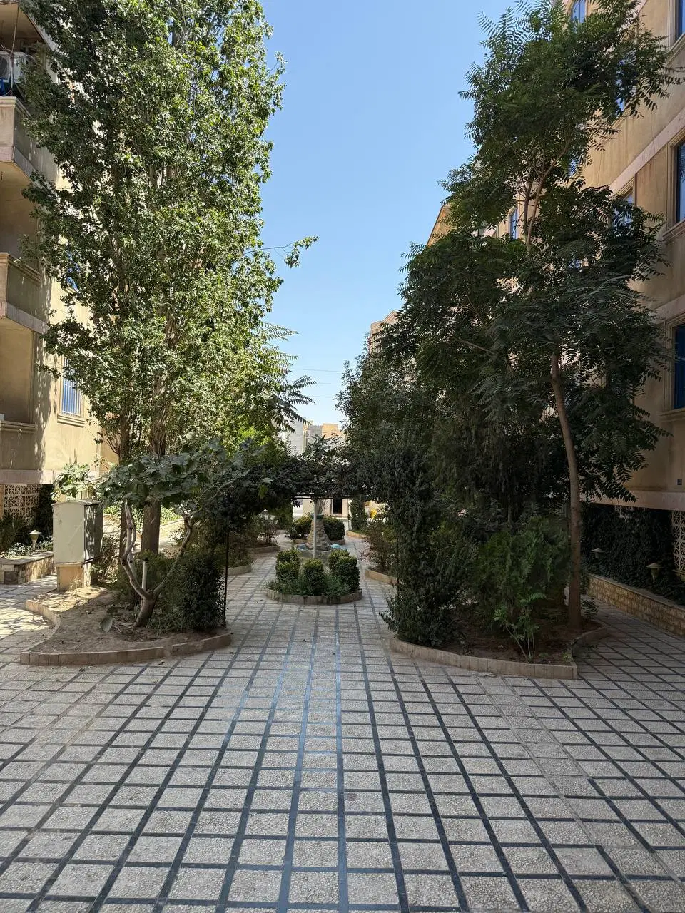 واحد ۷۰متری خوش نقشه_نورگیر_قریشی شمالی
