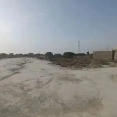 ماشین با زمین