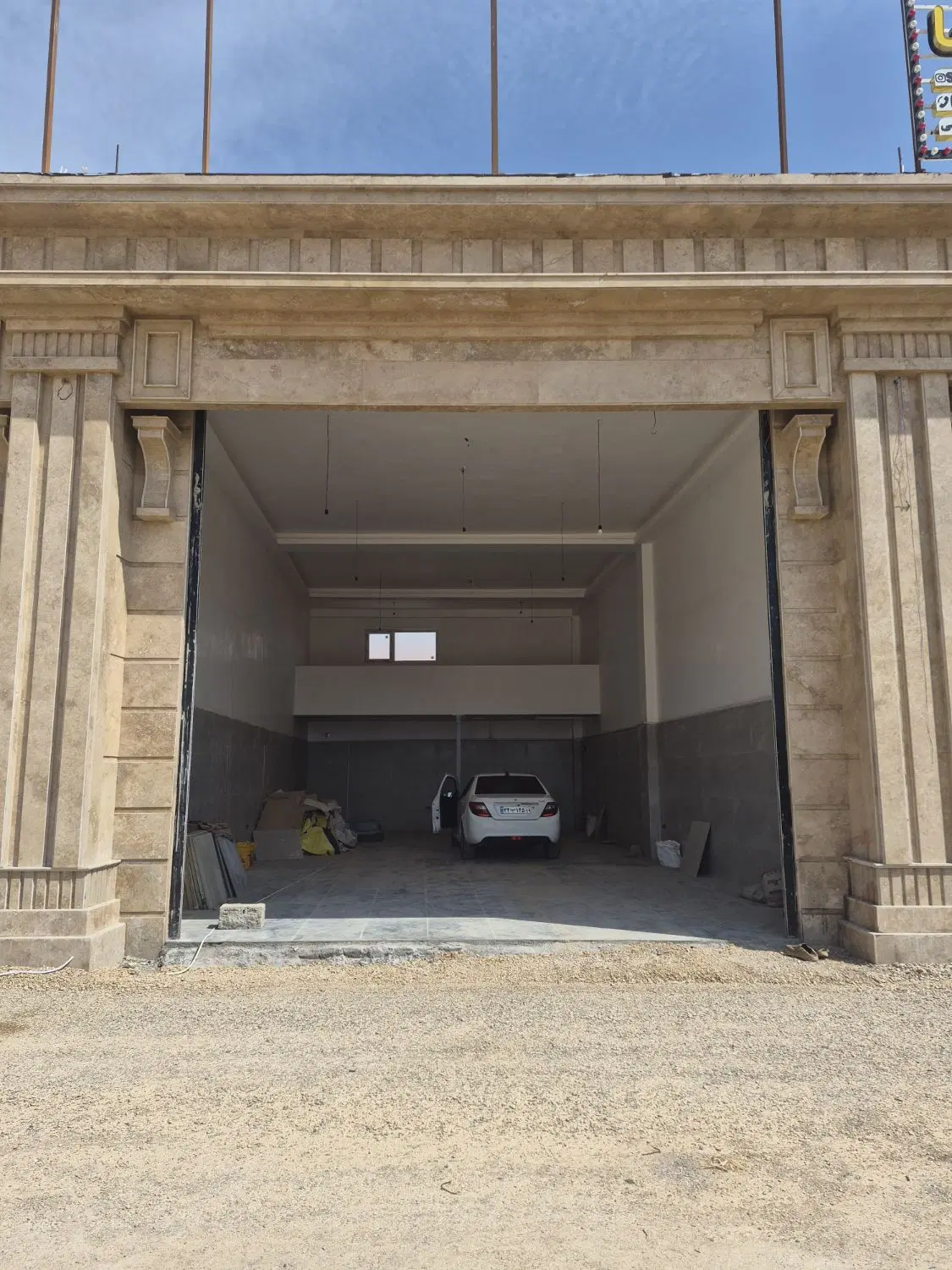 اجاره رستوران،تالار،نمایشگاه کامیون ..