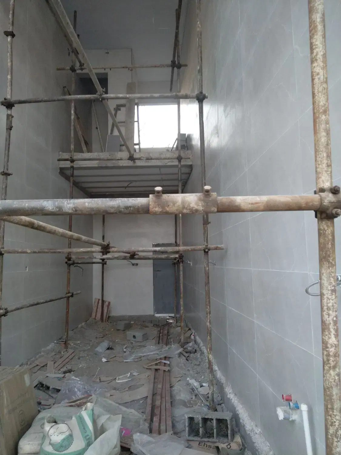 فروش مغازه اول خیابان جامی .