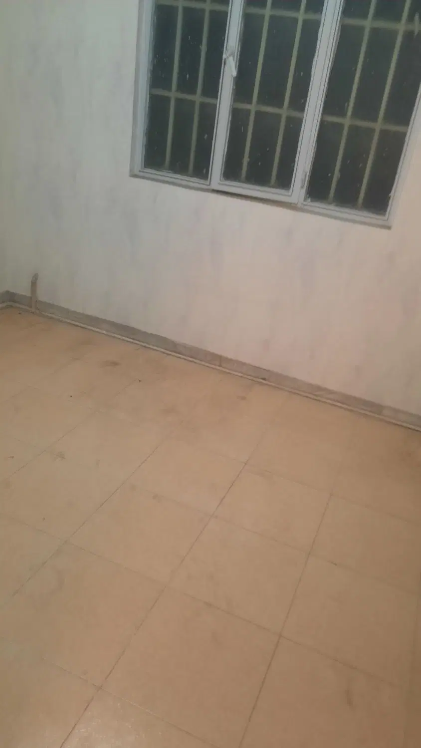 باسلام واحترام۷۵متر۲خواب طبقه۳تکواحد