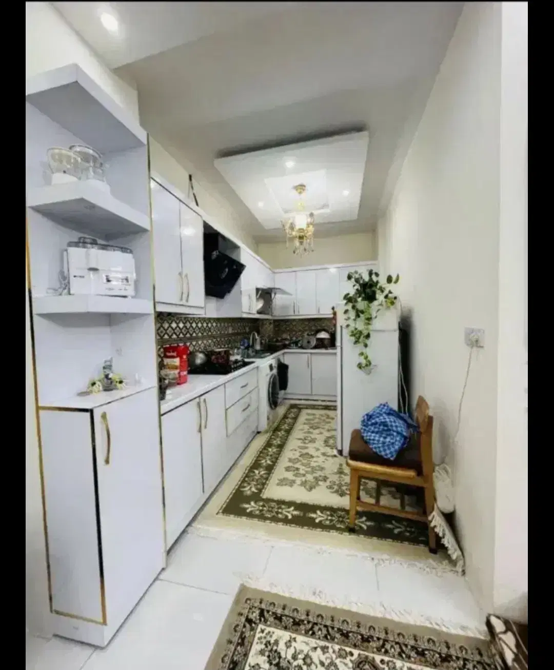 80متر خانه دربست در امیر اباد