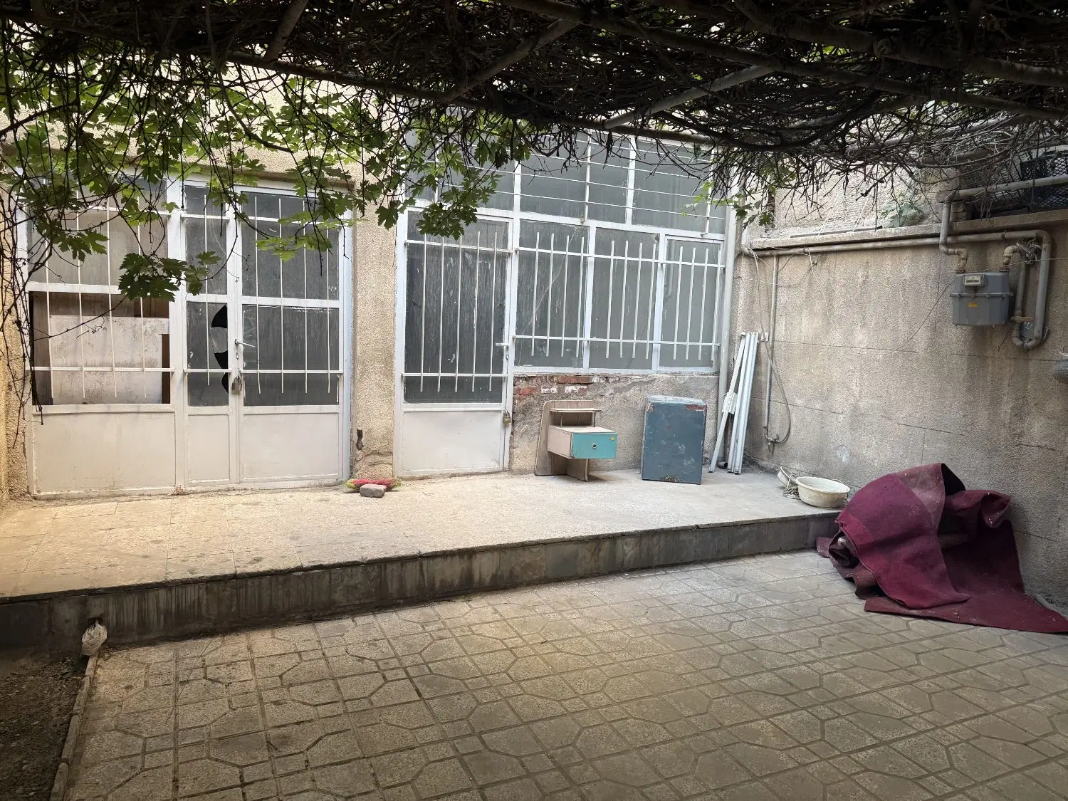 اجاره ویلایی مناسب برای کارگاه و کافه اداری