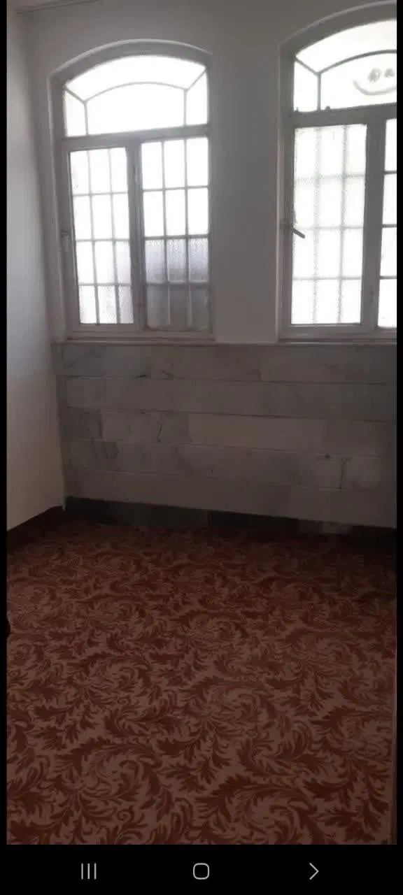 اجاره زیرزمین دلباز و تمیز
