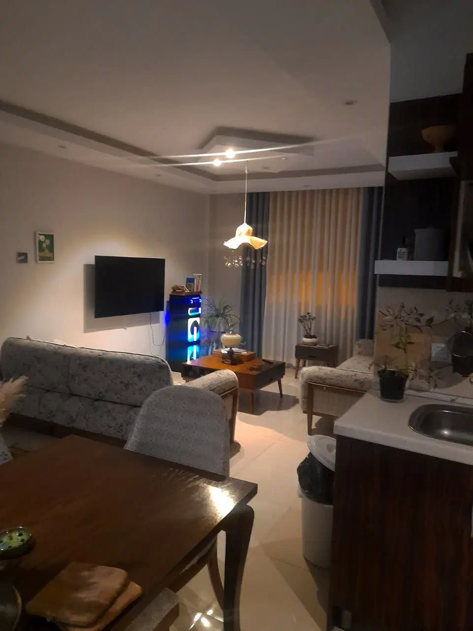 فروش آپارتمان،تک واحدی،خوش نقشه،دو خواب