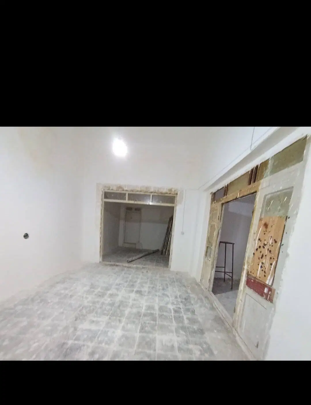 حیاط کلنگی