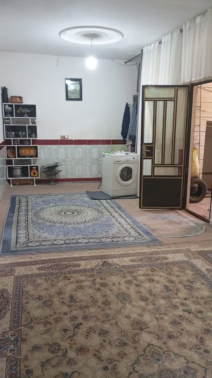 خانه دو طبقه دره گرم