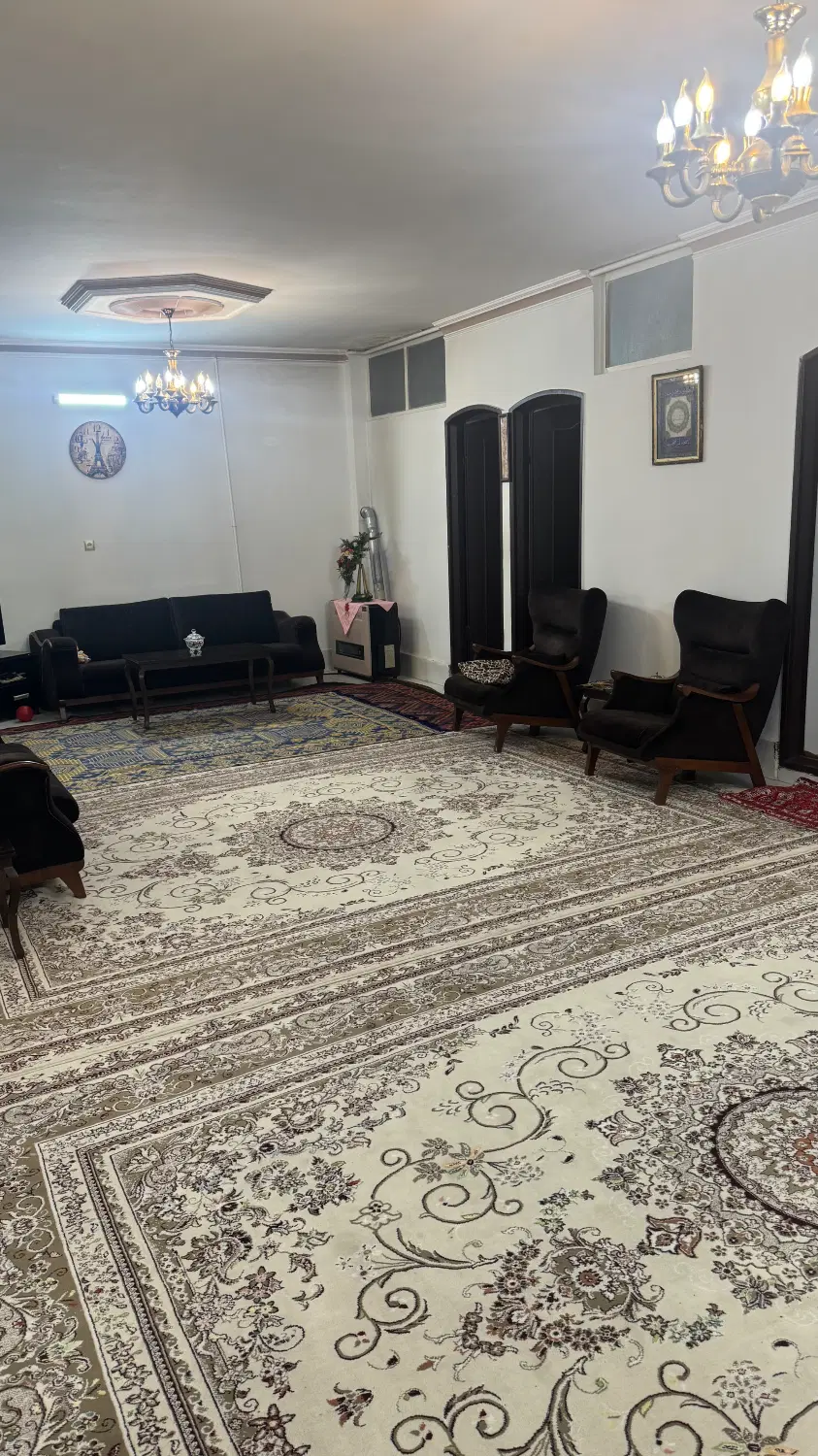 واحد ۱۰۰ متری ۳ خواب