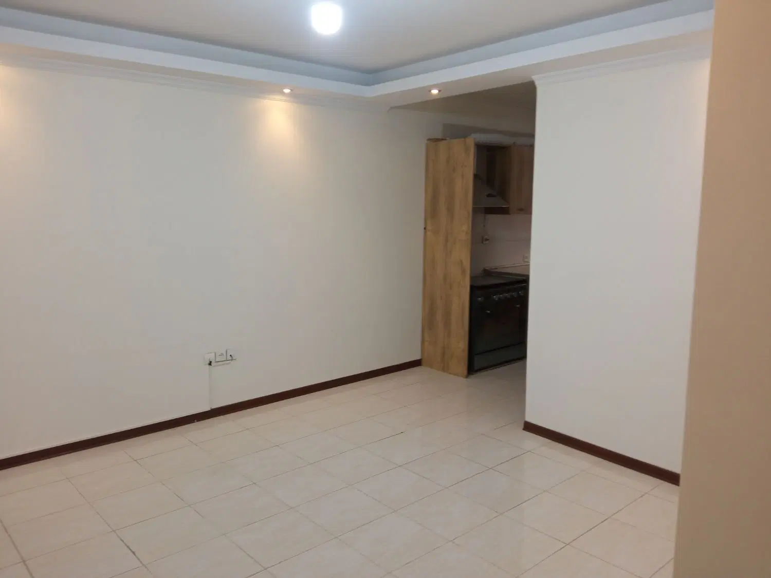یک خوابه ۴۲ متری طبقه اول رهن و اجاره توافقی