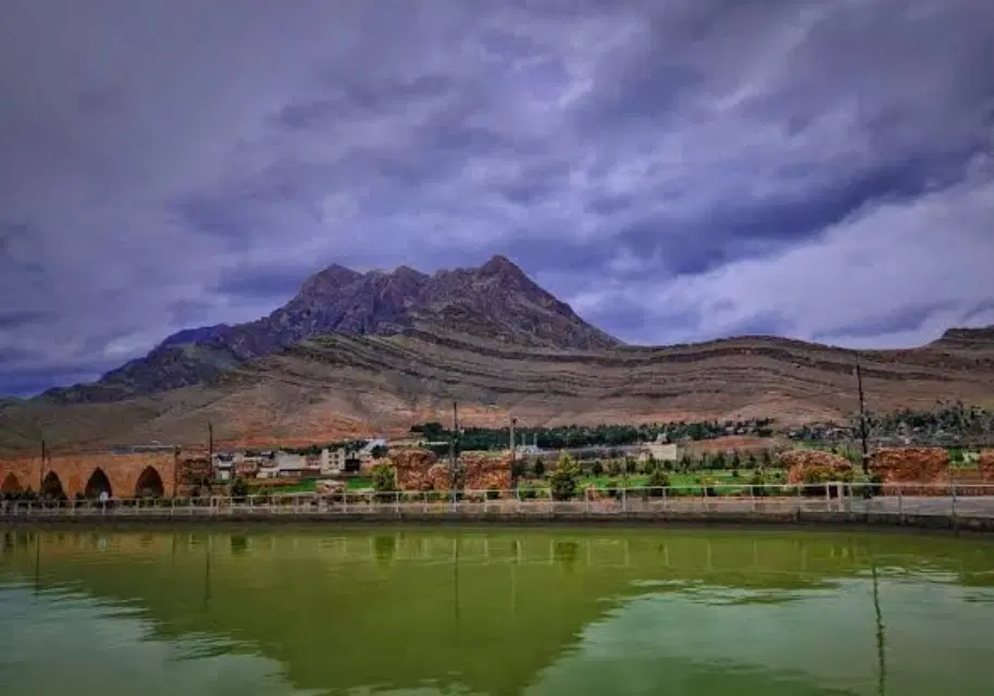 ۲۵۰ متر زمین دریاچه