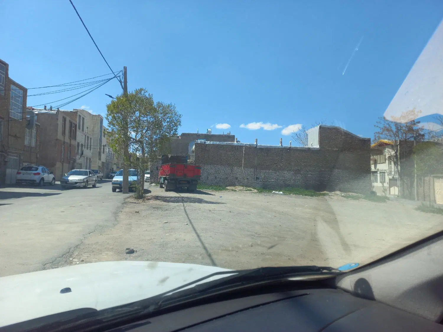 زمین مسکونی