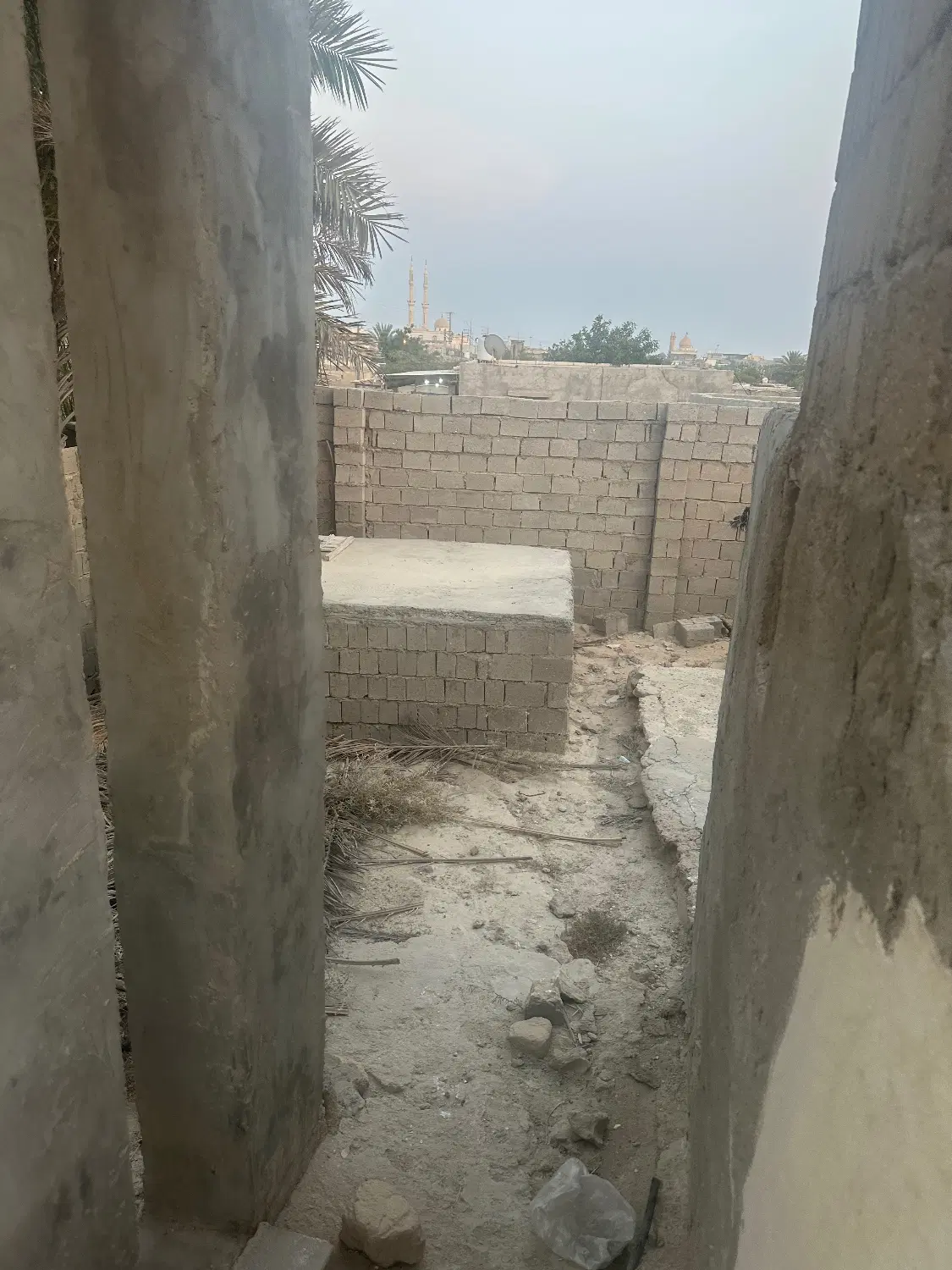 زمین سوزا جنب مسجد بلال